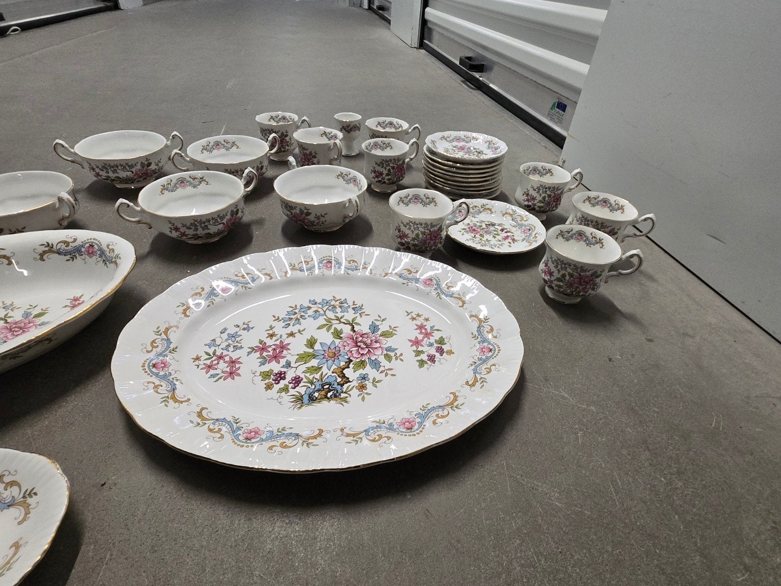 Uitgebreid Royal Standard Mandarin Servies - Vintage, Ophalen, Overige merken, Klassiek, Nieuw
