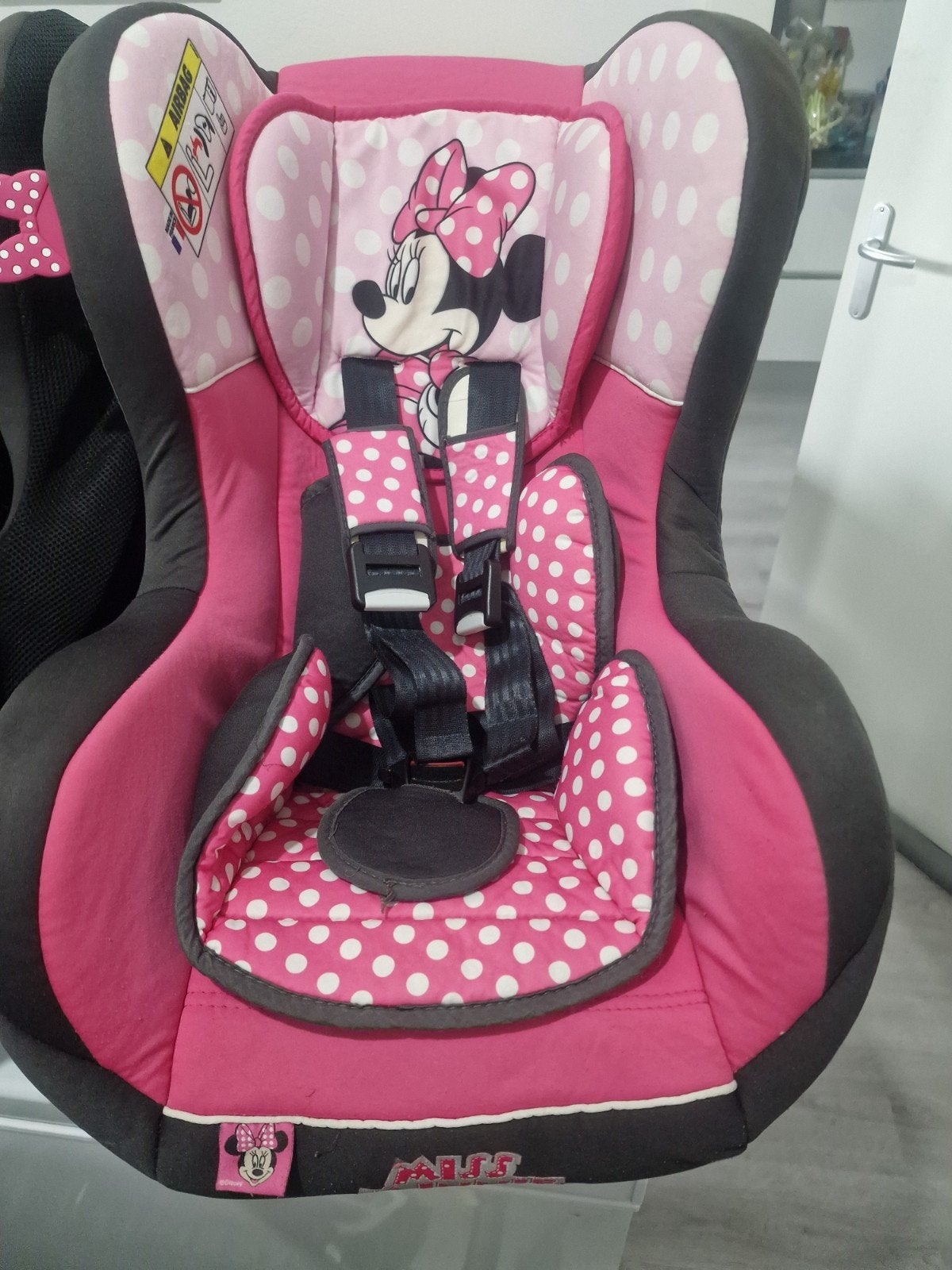 Minnie Mouse Autostoel - Roze met Witte Stippen, Kinderen en Baby's, 9 t/m 18 kg, Ophalen, Overige merken, Gebruikt