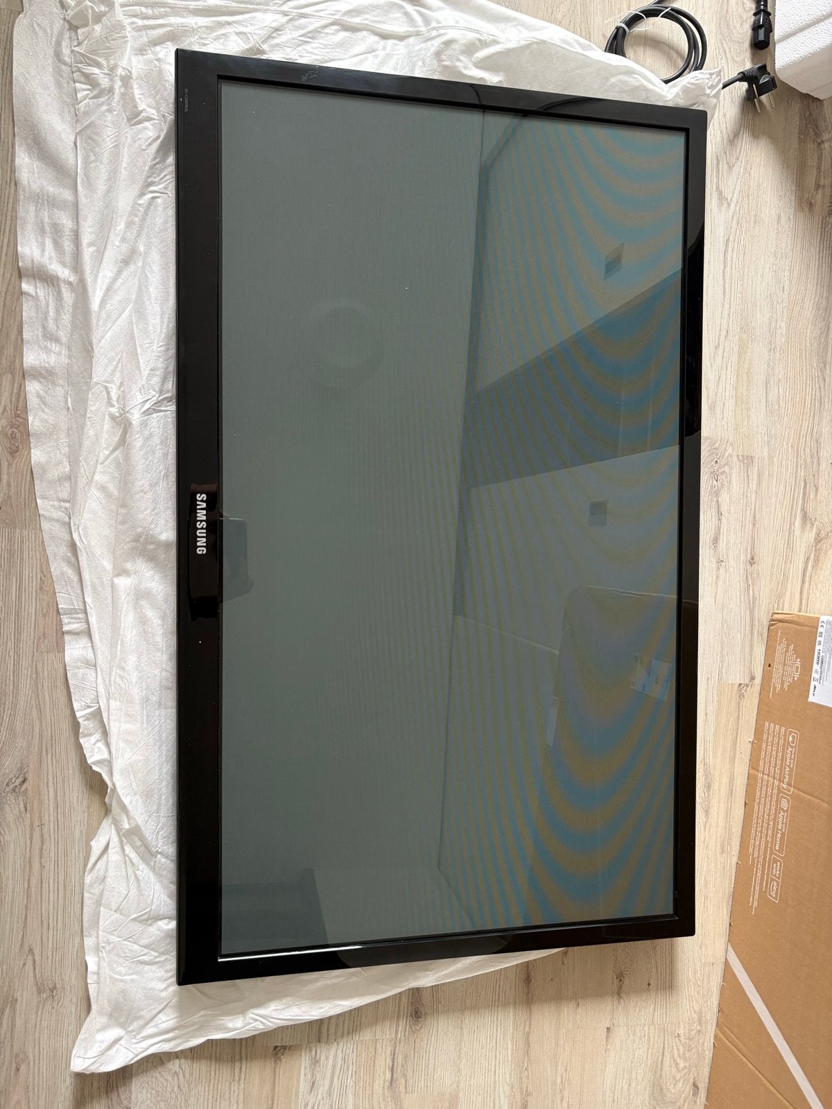 Samsung TV 110 cm met muurbeugel, Audio, Tv en Foto, Televisies, Ophalen, Gebruikt, 50 Hz, LCD