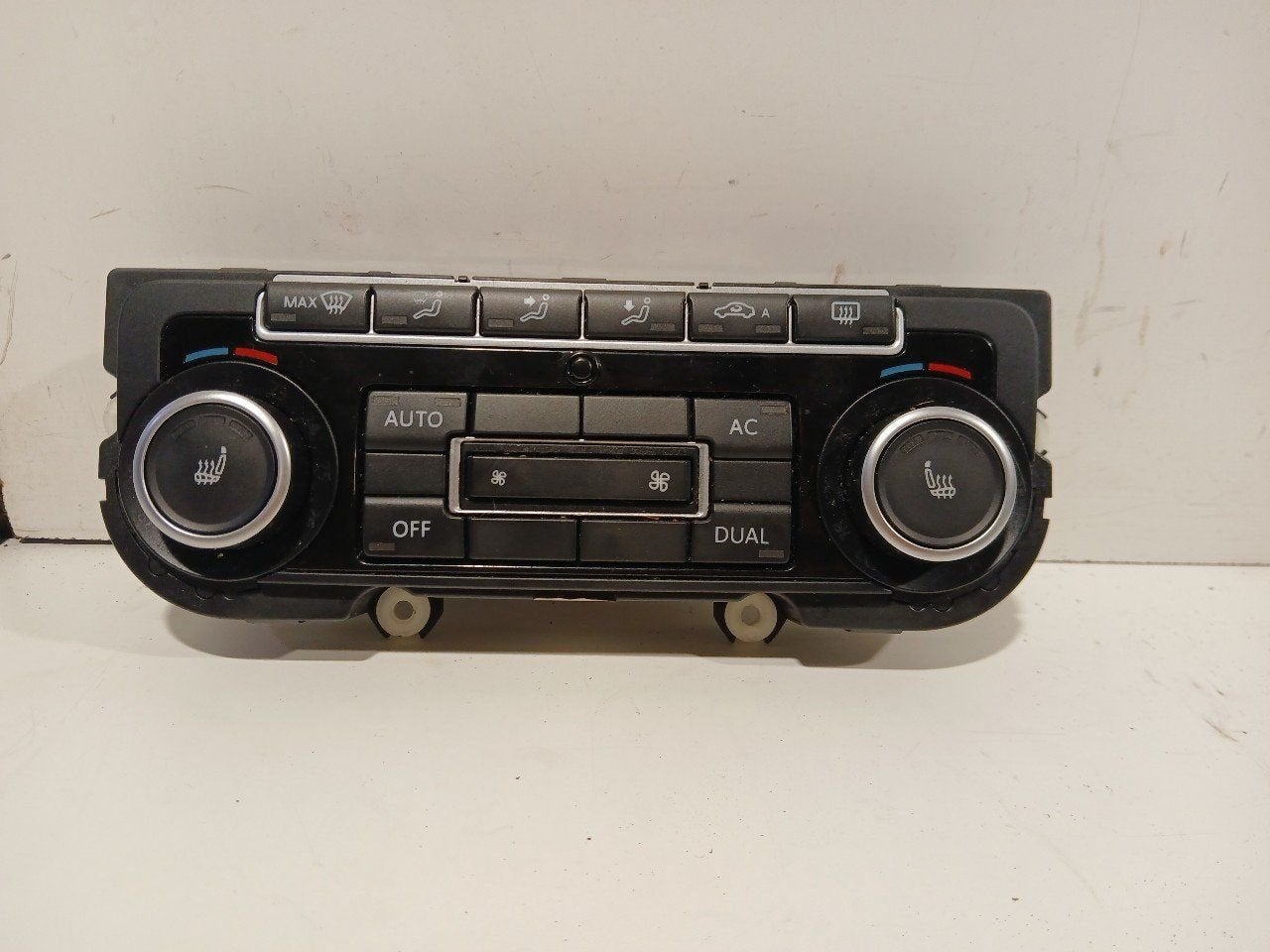 Bedieningspaneel kachel Volkswagen Touran, Onderdelen@venauto.nl, Van der Ven Autorecycling B.V., Gebruikt, Ettenseweg 76, 4706 PB Roosendaal, The Netherlands