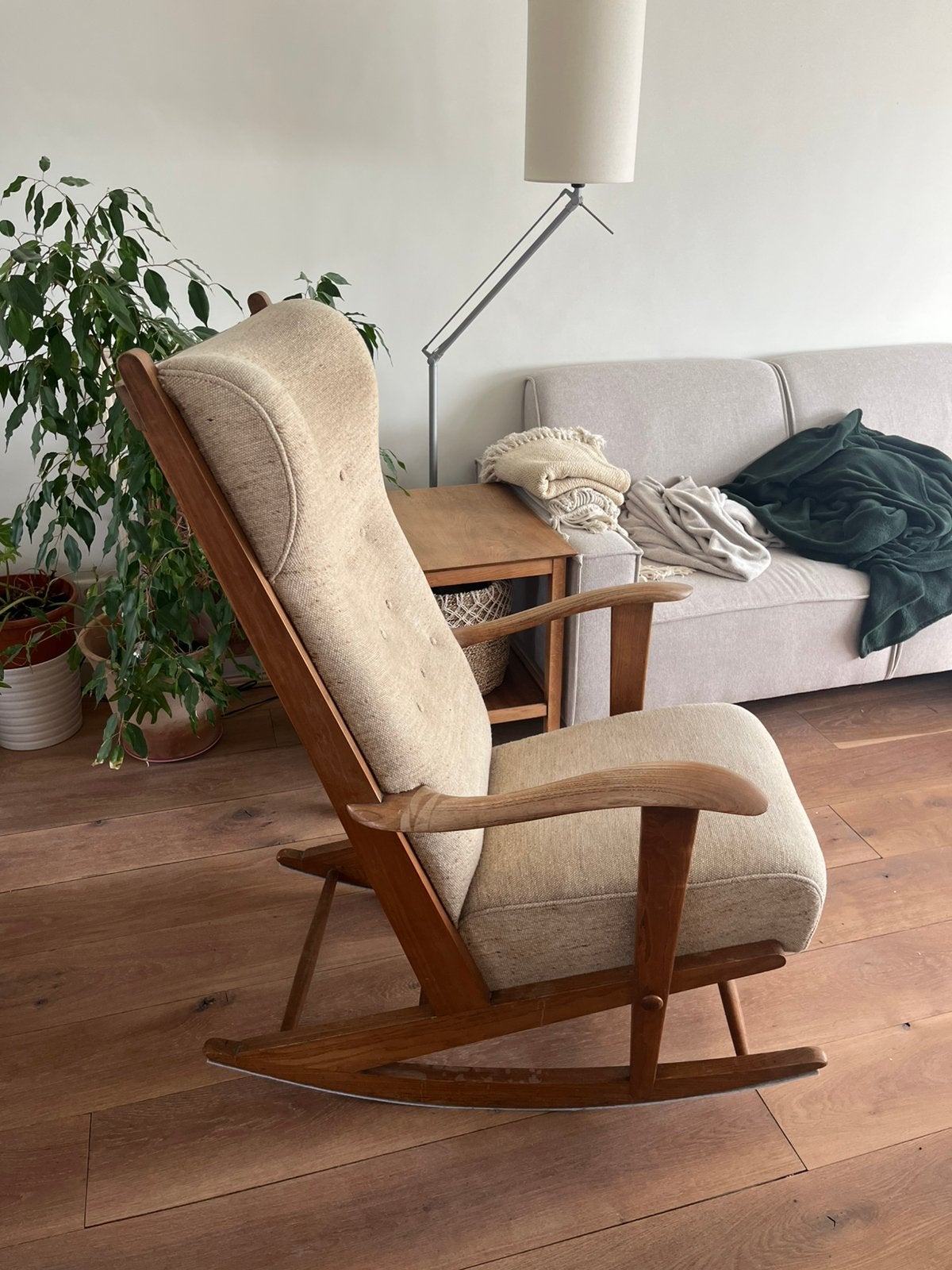 Vintage Mid-Century schommelstoel | Scandinavische stijl, Ophalen, Gebruikt, Hout, 50 tot 75 cm
