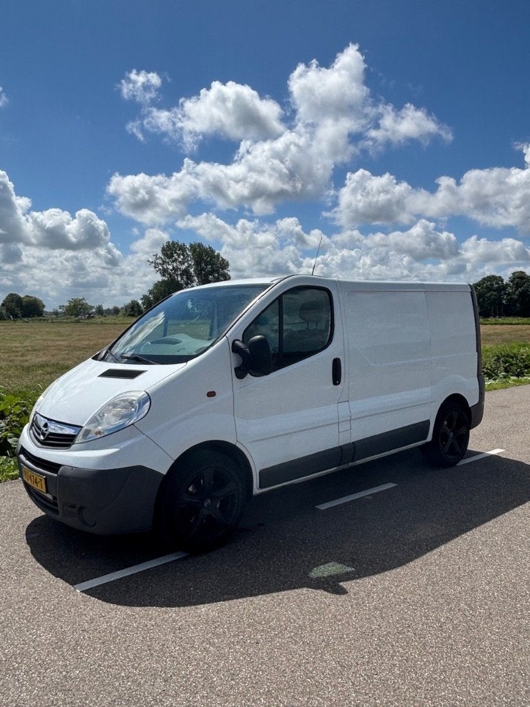 Opel Vivaro 2014 L2H1 Business/Nieuwe APK/Goed onderhouden, Auto's, Bestelauto's, 13 km/l, Euro 5, 1995 cc, 4 cilinders
