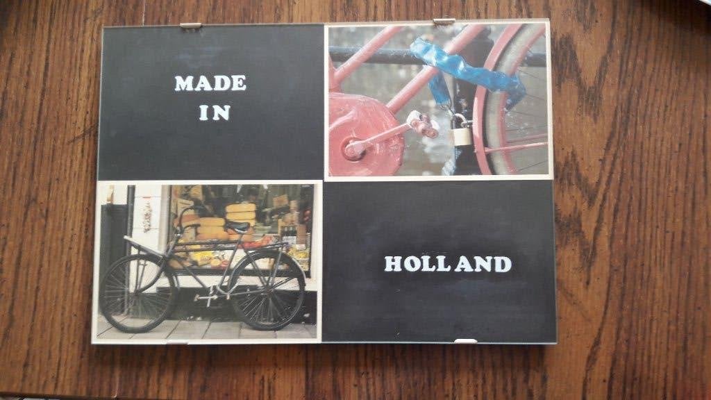 Leuke ingelijste Holland poster met fiets. 21 Bij 30 cm., Ophalen of Verzenden, Gebruikt