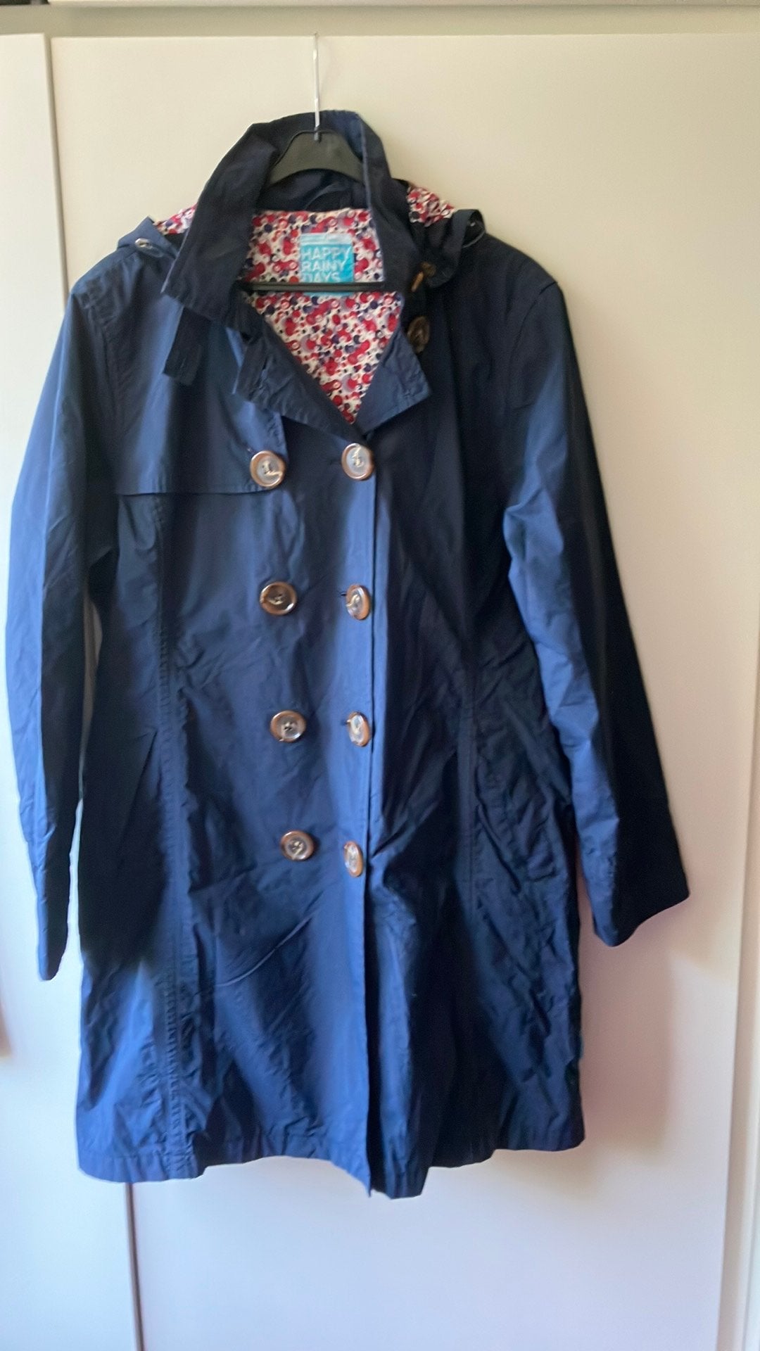 Happy Rainy Days. Donkerblauwe regenjas. Maat L, Ophalen of Verzenden, Zo goed als nieuw, Maat 42/44 (L), Blauw