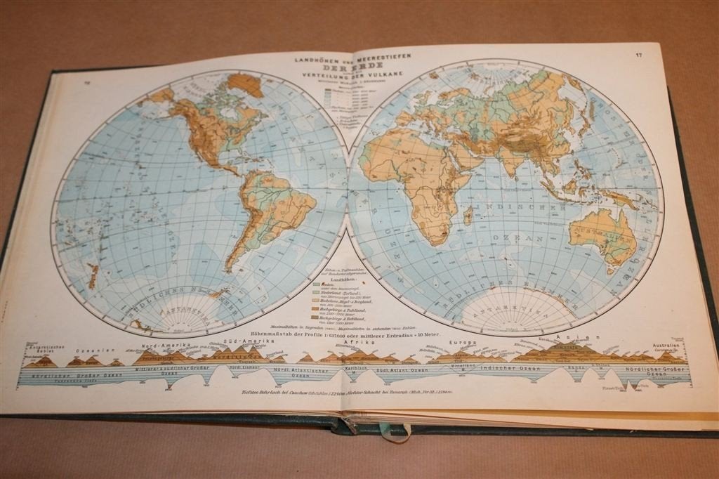 Debes Schulatlas — Duitse Schoolatlas met 121 Kaarten 1916, Ophalen of Verzenden, Gelezen, 1800 tot 2000, Landkaart