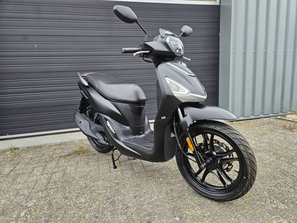 SYM SYMPHONY 50 4T E5+ 45 BJ2026 MAT ZWART 4806KM TOPSTAAT!, SYM, Overige modellen, Onbekend, Zo goed als nieuw