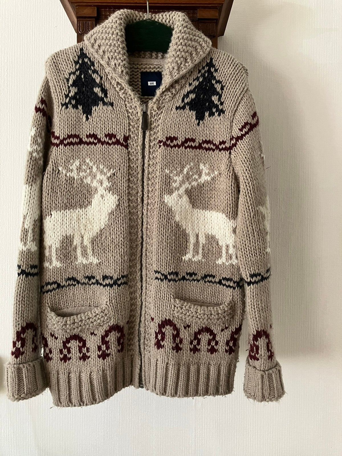WE dik wollen vest met Noors patroon mt M izgs, Ophalen of Verzenden, Gedragen, Maat 48/50 (M), Bruin