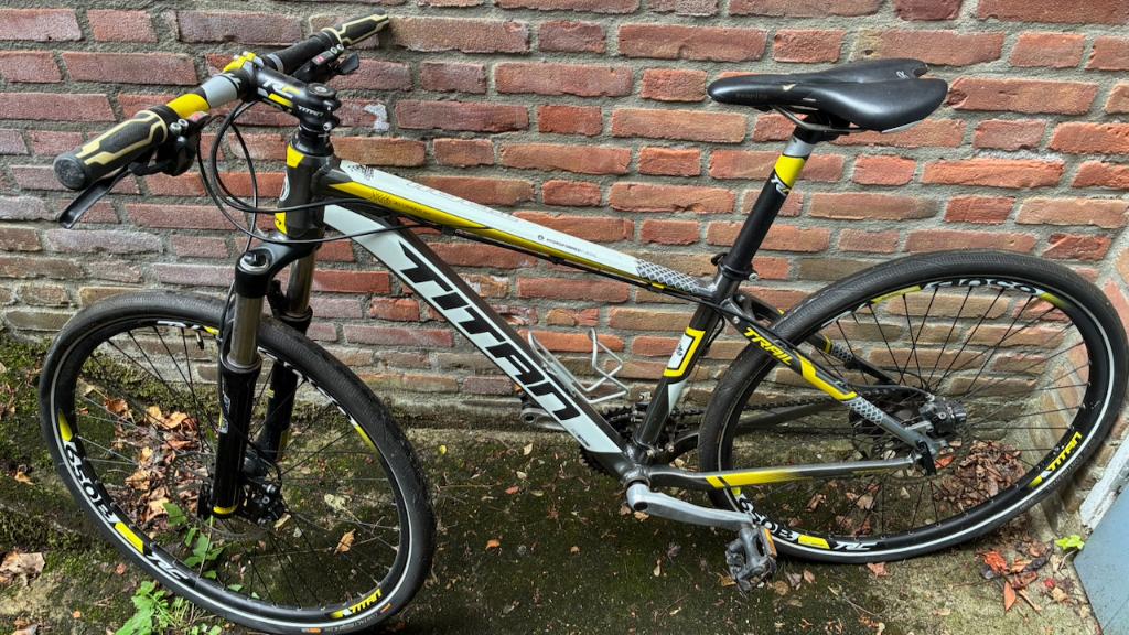 Titan X16 hybride fiets met schijfremmen, Gebruikt, Hardtail, 45 tot 49 cm, Schijfrem