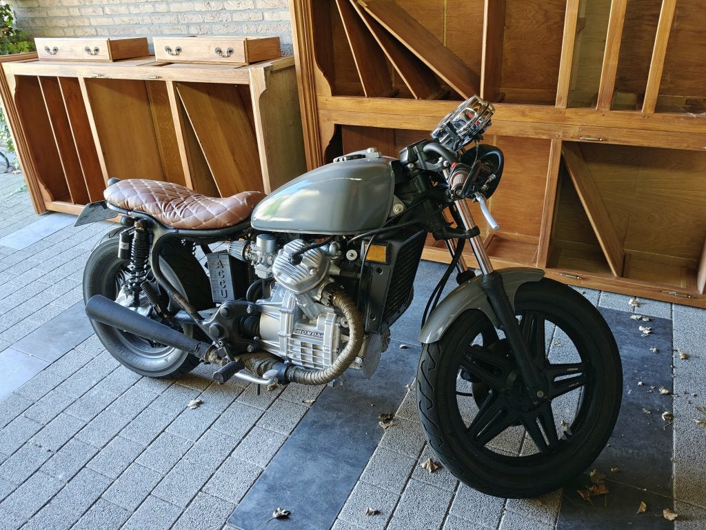 Honda GL500/CX500 Cafe Racer, Cardan-aandrijving, 2 cilinders, Occasion, Particulier