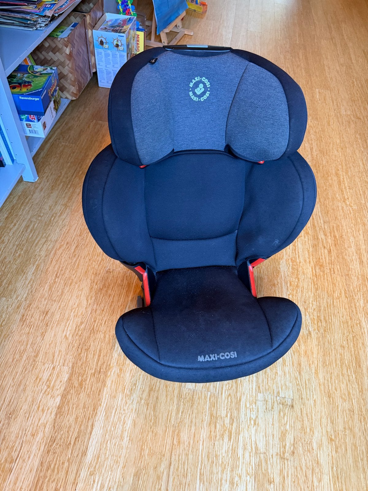 Maxi-Cosi Rodifix autostoel - in goede staat, Ophalen, Autogordel of Isofix, 15 t/m 36 kg, Verstelbare rugleuning