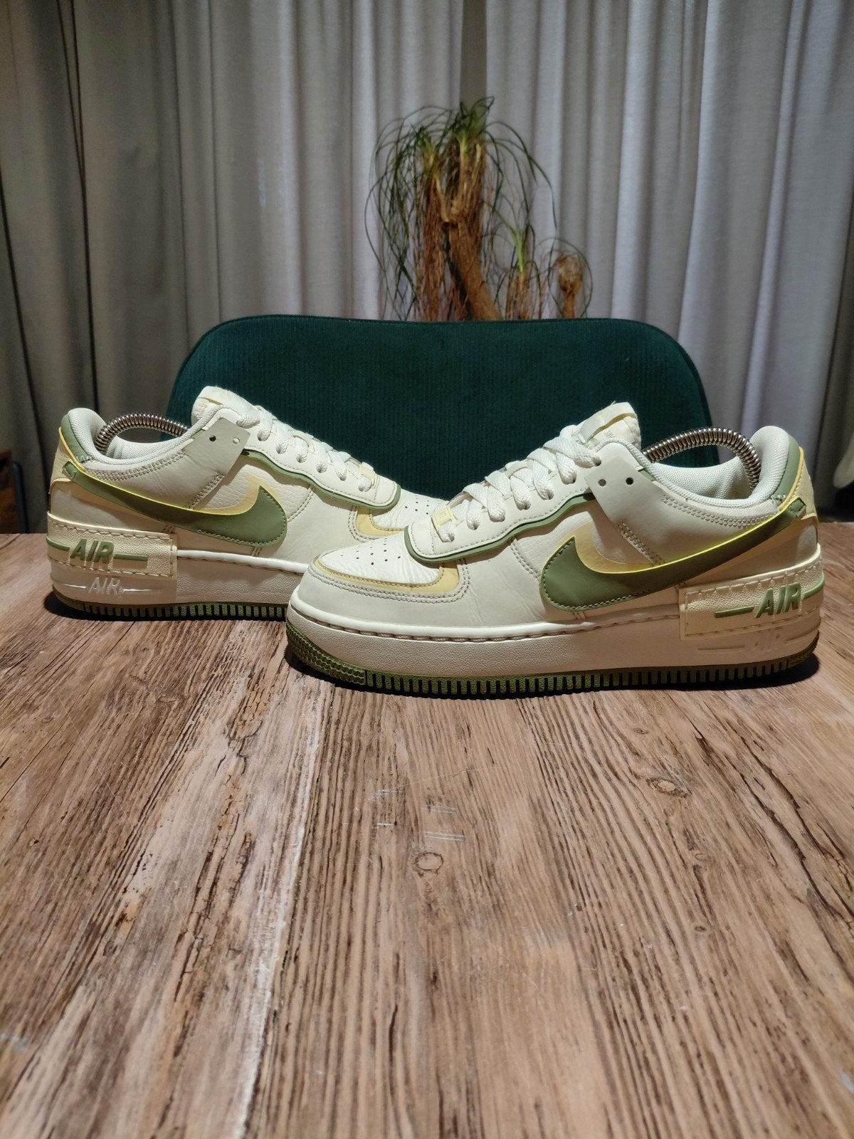 Nike Air Force 1 Shadow 'Oil Green' Size 40, Kleding | Dames, Schoenen, Overige kleuren, Nike, Ophalen of Verzenden, Sneakers of Gympen