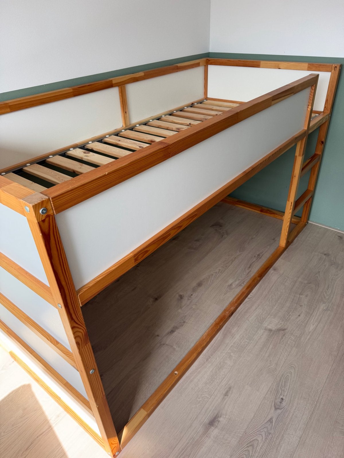 Ikea Kura bed, Huis en Inrichting, Slaapkamer | Stapelbedden en Hoogslapers, Ophalen, Gebruikt, 90 cm, Eenpersoons