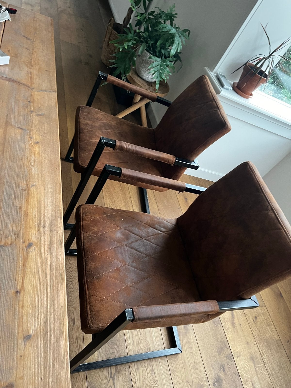 4 industriële eetkamerstoelen met armleuning, Huis en Inrichting, Stoelen, Ophalen, Gebruikt, Bruin, Vier