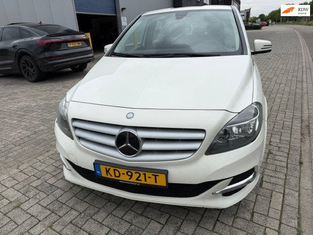 Mercedes-Benz B-klasse 200 c, Auto's, Voorwielaandrijving, 15 km/l, Gebruikt, Euro 6