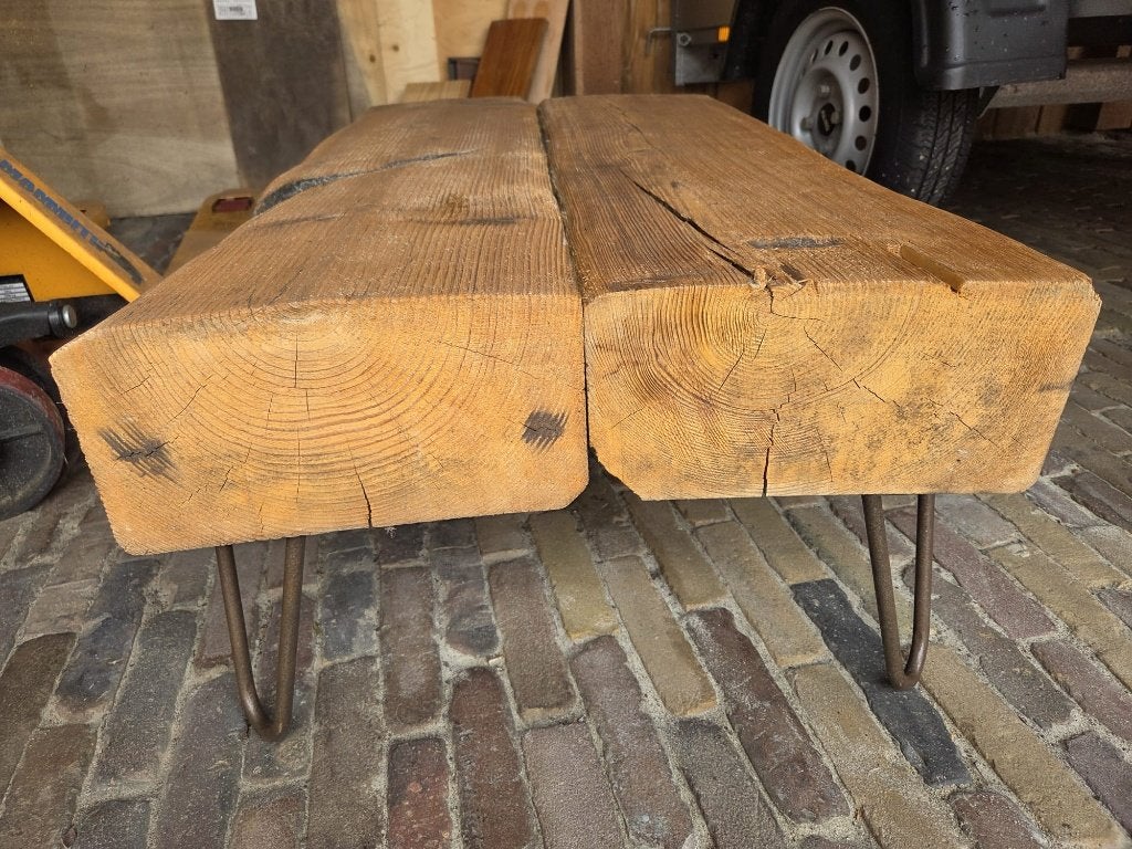 Salontafel robuust handgemaakt L 100cm  br 60cm hoogte 35 cm, Ophalen, Overige materialen, Gebruikt, 100 tot 150 cm