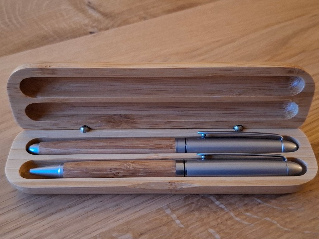 Schrijfset (pen en fineliner), Ophalen of Verzenden, Zo goed als nieuw