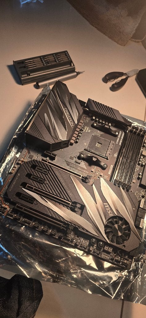 CREATION PRESTIGE msi x570, Ophalen, DDR4, Zo goed als nieuw, E-ATX