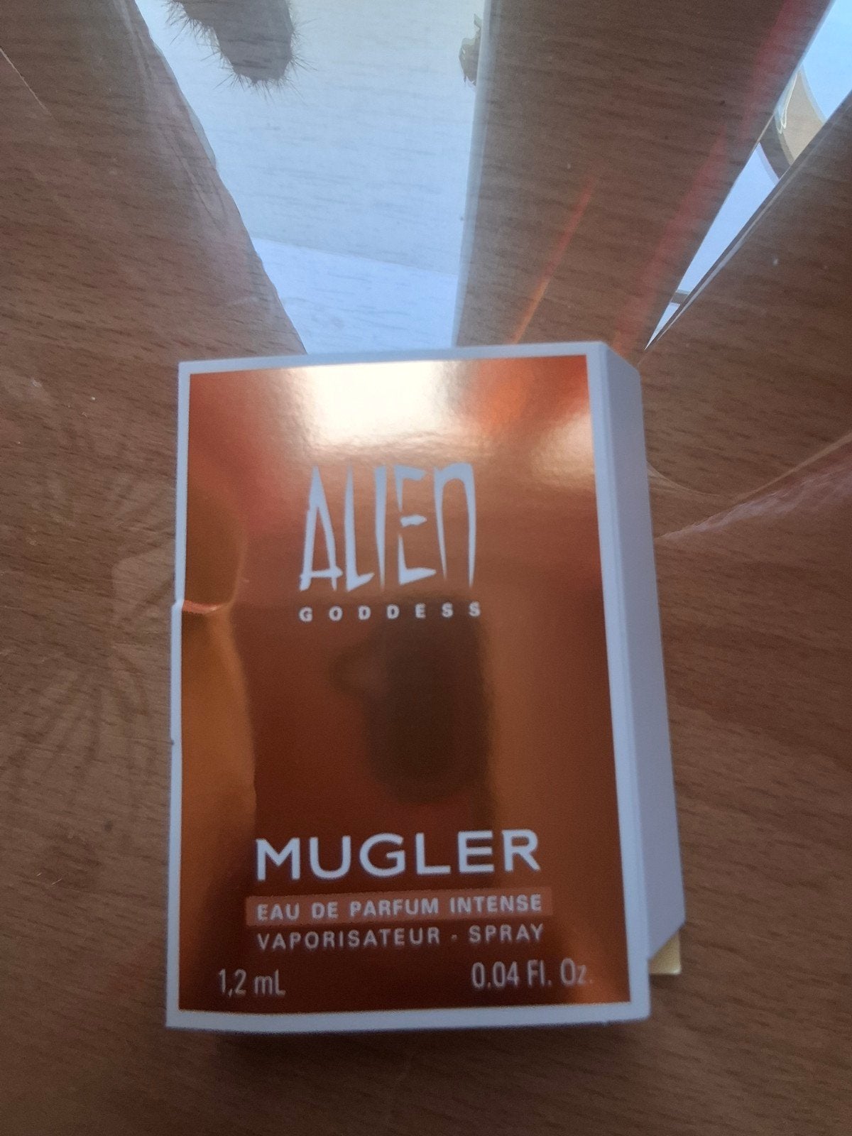Mugler Alien Goddess Eau de Parfum Intense 1.2 ml, Sieraden, Tassen en Uiterlijk, Uiterlijk | Parfum, Verzenden, Nieuw