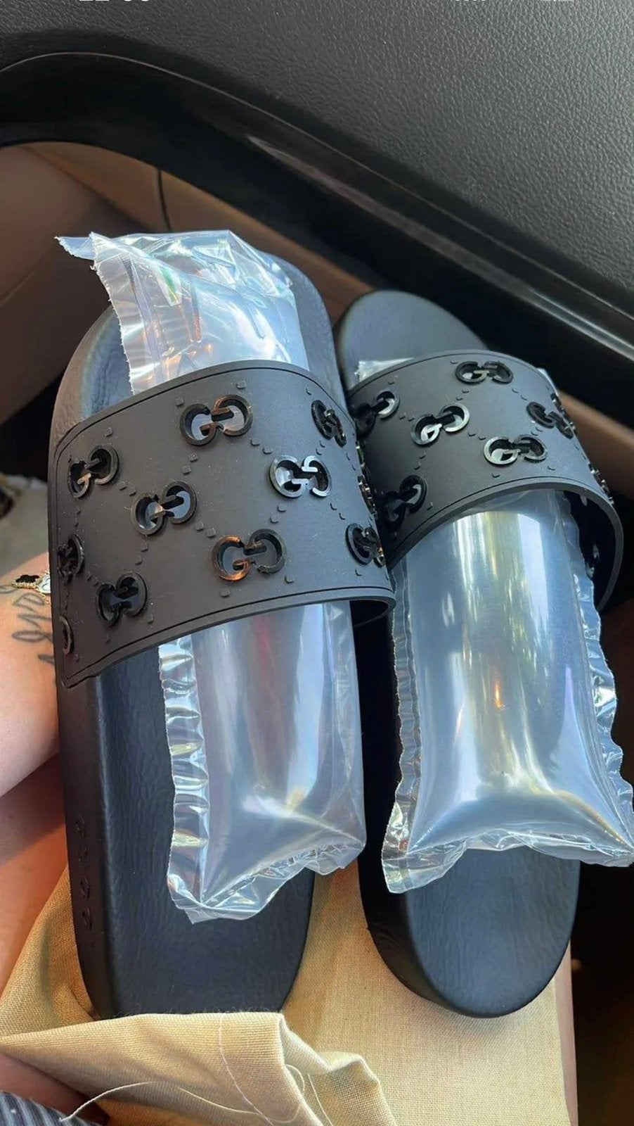 Prachtige zwarte GG rubber nieuwe Gucci slippers, Ophalen of Verzenden, Nieuw, Zwart