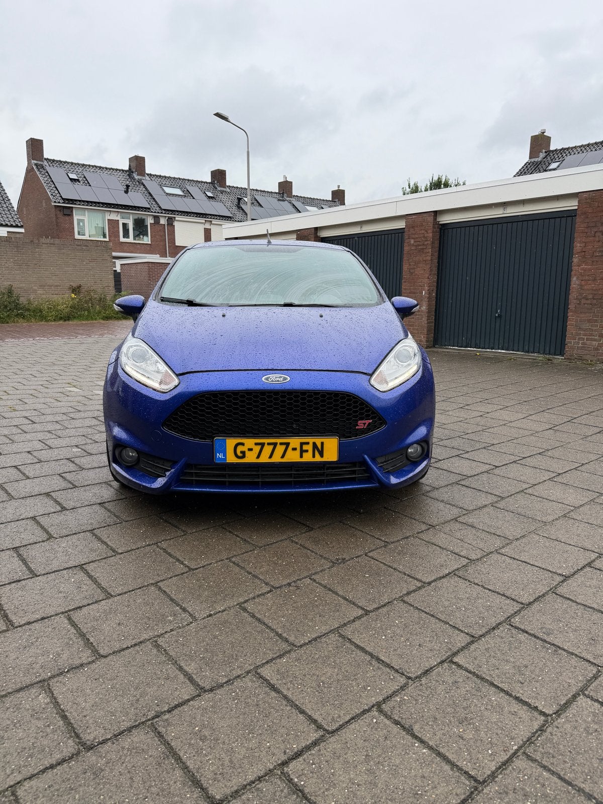 Ford Fiesta ST2 182pk 2016 Recaro Brembo Milltek 2 sleutels, Voorwielaandrijving, 1596 cc, 1063 kg, 4 cilinders