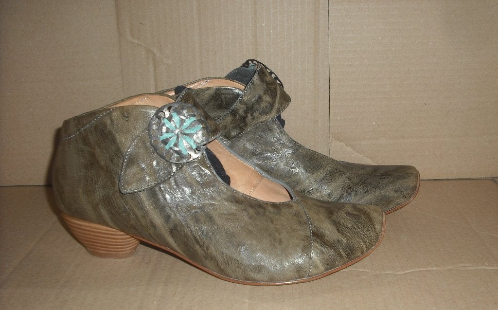 pumps maat 37  merk : Think!, Kleding | Dames, Pumps, Think!, Ophalen of Verzenden, Zo goed als nieuw