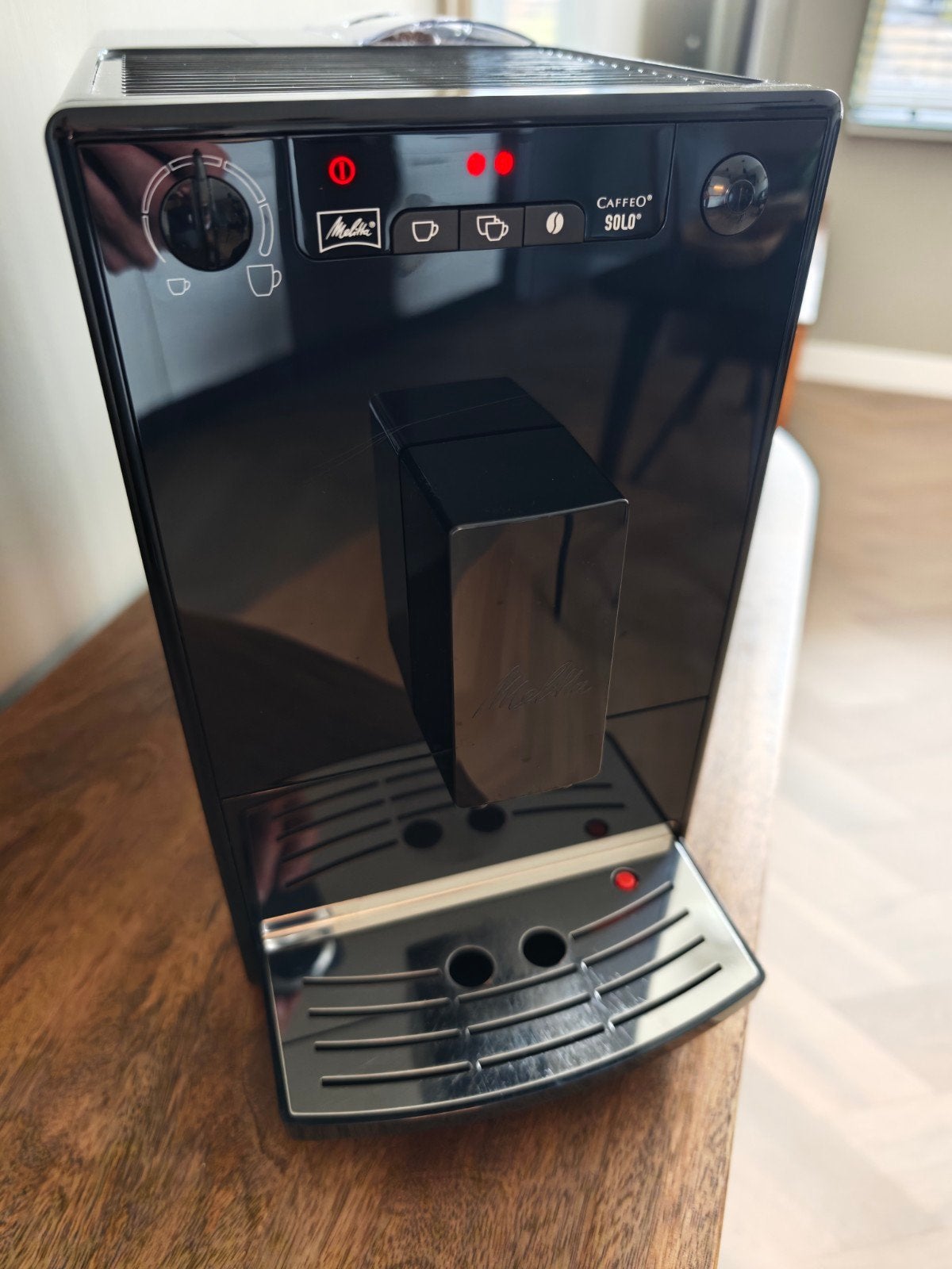 Melitta Caffeo Solo E950-222 Pure Black koffiemachine, Ophalen, Afneembaar waterreservoir, Koffiemachine, Koffiebonen