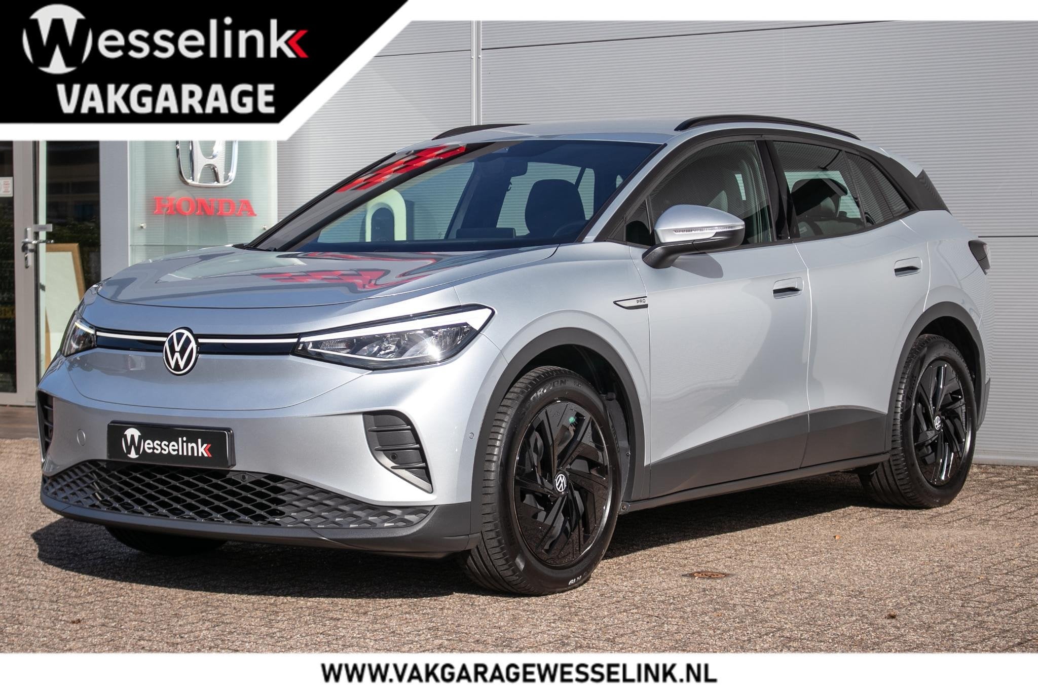 Volkswagen ID.4 Pro Perform. 77 kWh 150 kW Pro mit Navi - SO, Auto's, Automaat, Gebruikt, Zwart, 82 kWh