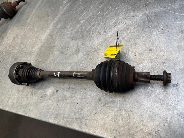 Aandrijfas links-voor van een Seat Leon, Auto-onderdelen, Motor en Toebehoren, Gebruikt, -, -, Ophalen of Verzenden