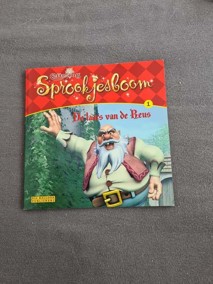 Efteling Sprookjesboom: De laars van de Reus, Efteling, Ophalen of Verzenden, Zo goed als nieuw, Sprookjes