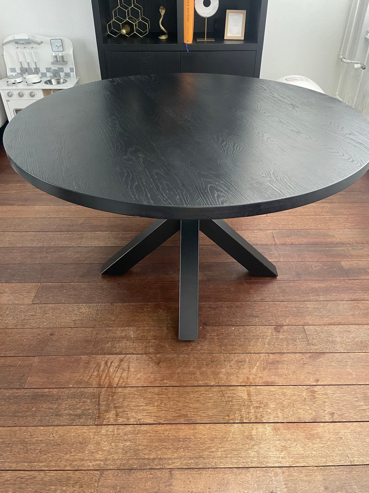 ronde eettafel Viborg met spinpoot -Ø130 cm, Huis en Inrichting, Ophalen, Zo goed als nieuw, Vier personen, 100 tot 150 cm
