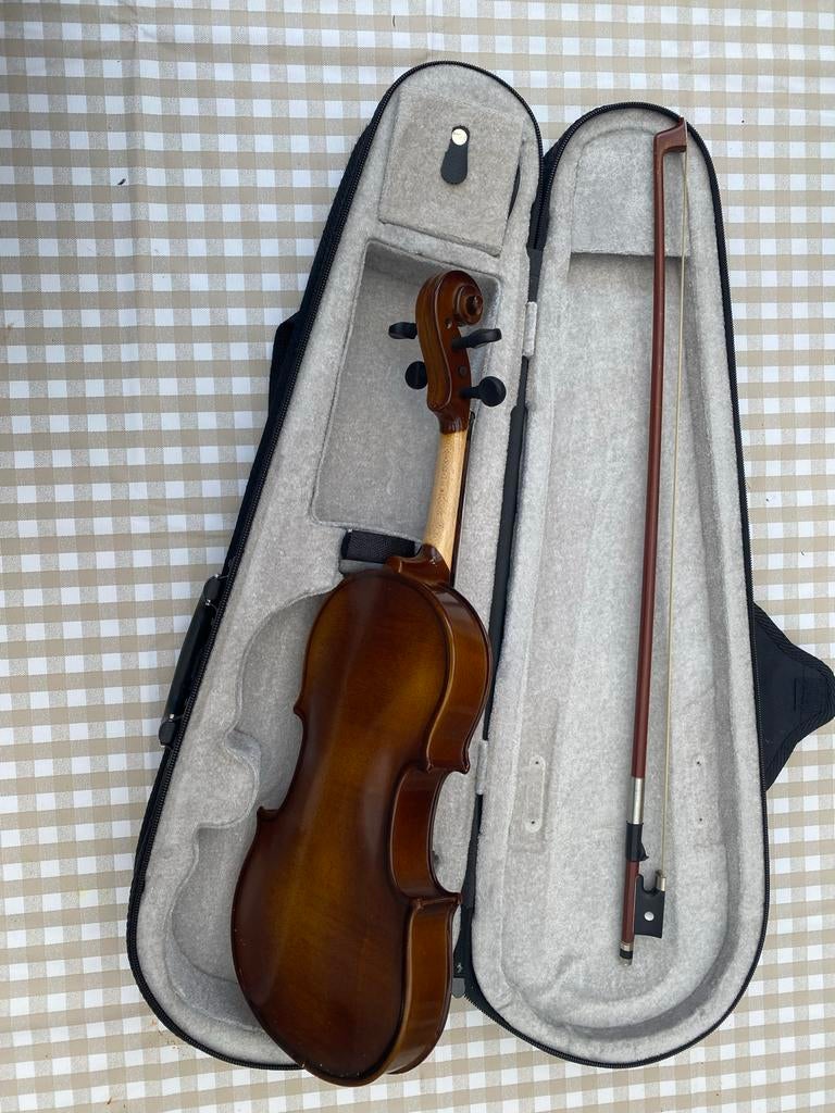 Mooie 1/8 en 1/2 violen met koffers en strijkstokken, Muziek en Instrumenten, Strijkinstrumenten | Violen en Altviolen, Gebruikt