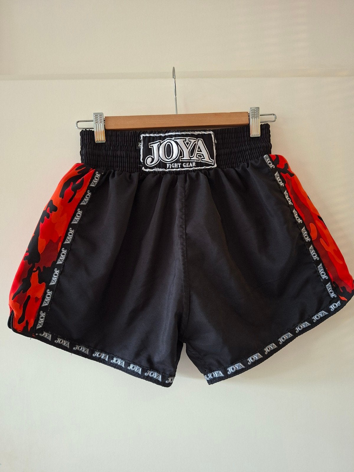 Joya Fight Gear Vechtsportbroekje - Zwart/Rood Camo, Overige, Zo goed als nieuw, Vechtsportkleding, Maat M