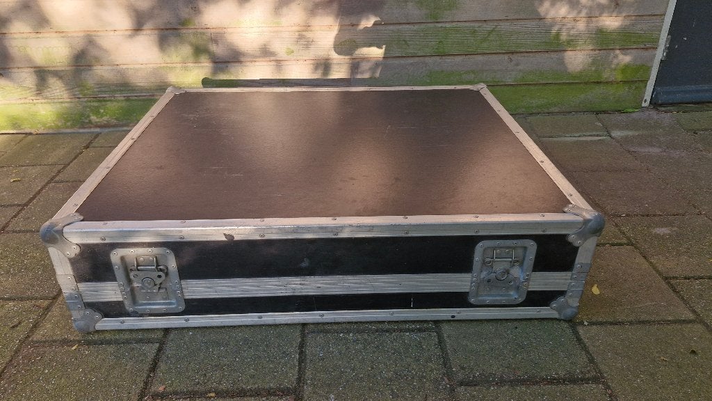 Flightcase grote mengtafel  108x87x25 cm, Ophalen, Gebruikt, Overige instrumenten, Flightcase