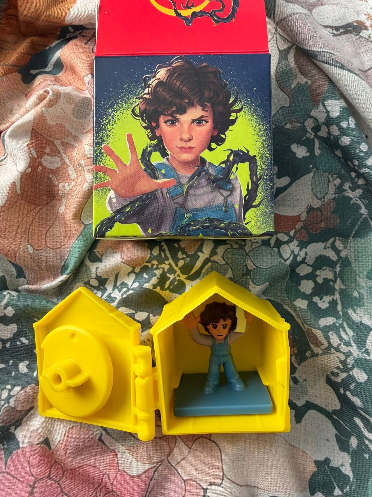 Stranger things eleven mcdonalds happy meal, Ophalen of Verzenden, Nieuw