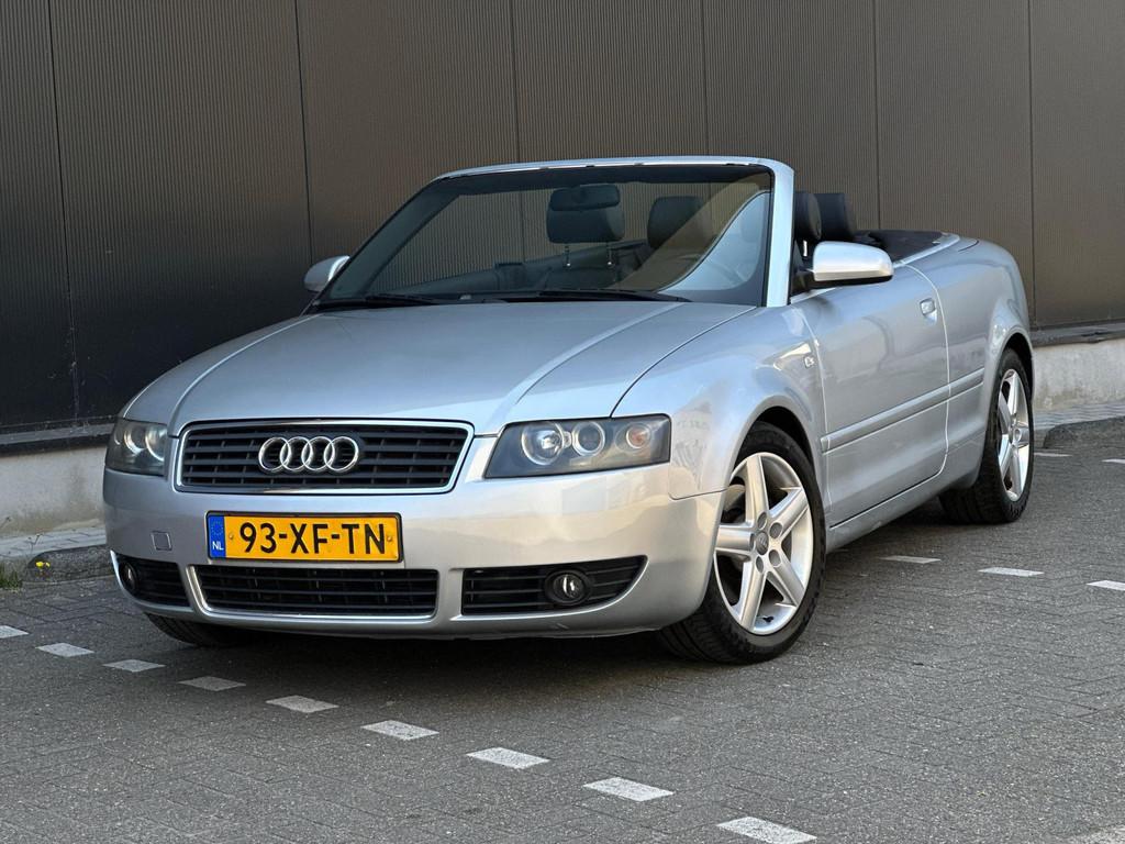 Audi A4 Cabriolet 1.8 Turbo Exclusive CABRIO LEDER/STOELVERW, Auto's, Audi, Voorwielaandrijving, Gebruikt, Zwart, 4 cilinders
