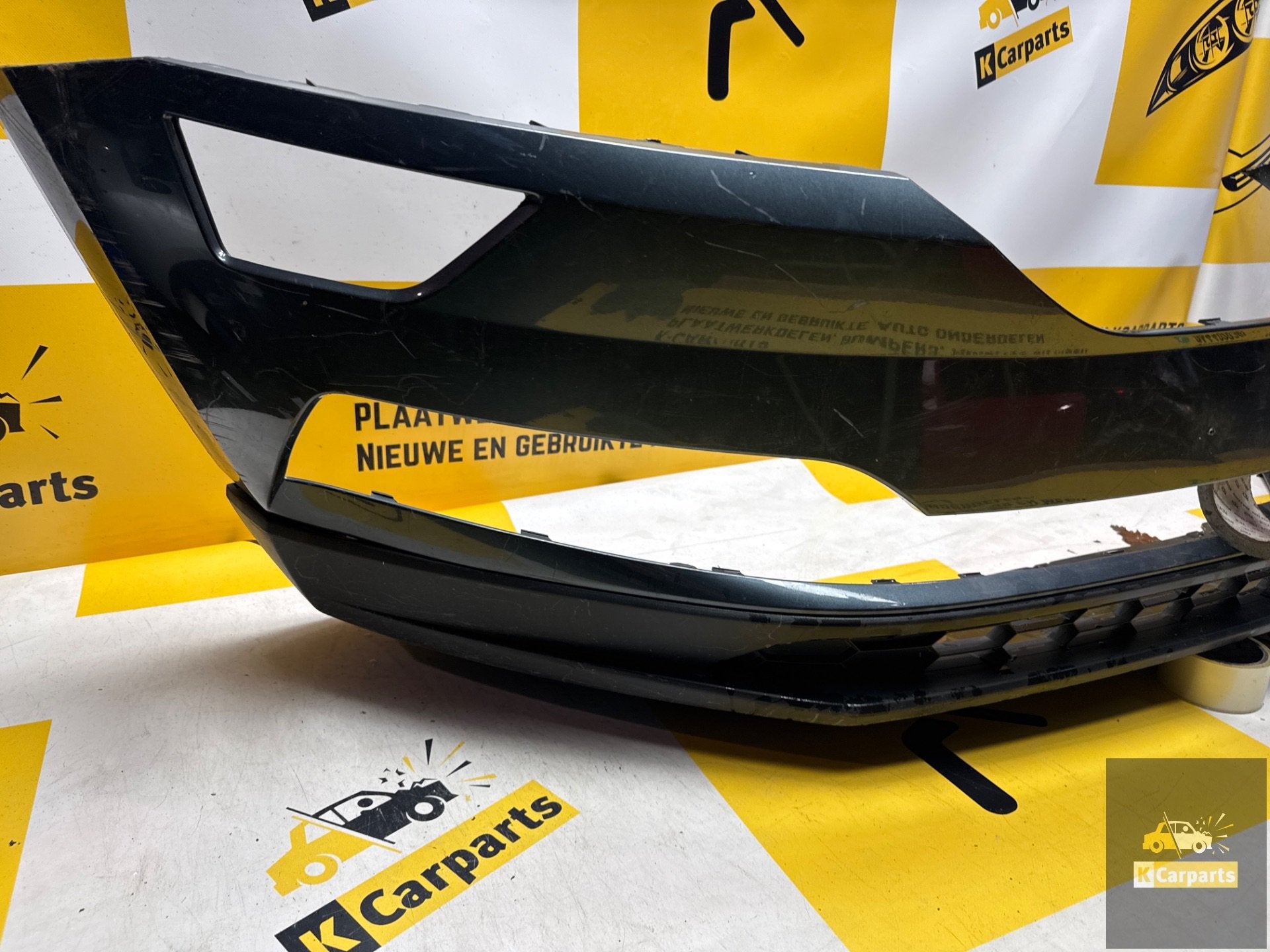 SKODA KAROQ VOORBUMPER Origineel 57A807221, Info@fabrikant.eu, Ophalen of Verzenden, Skoda, Bumper