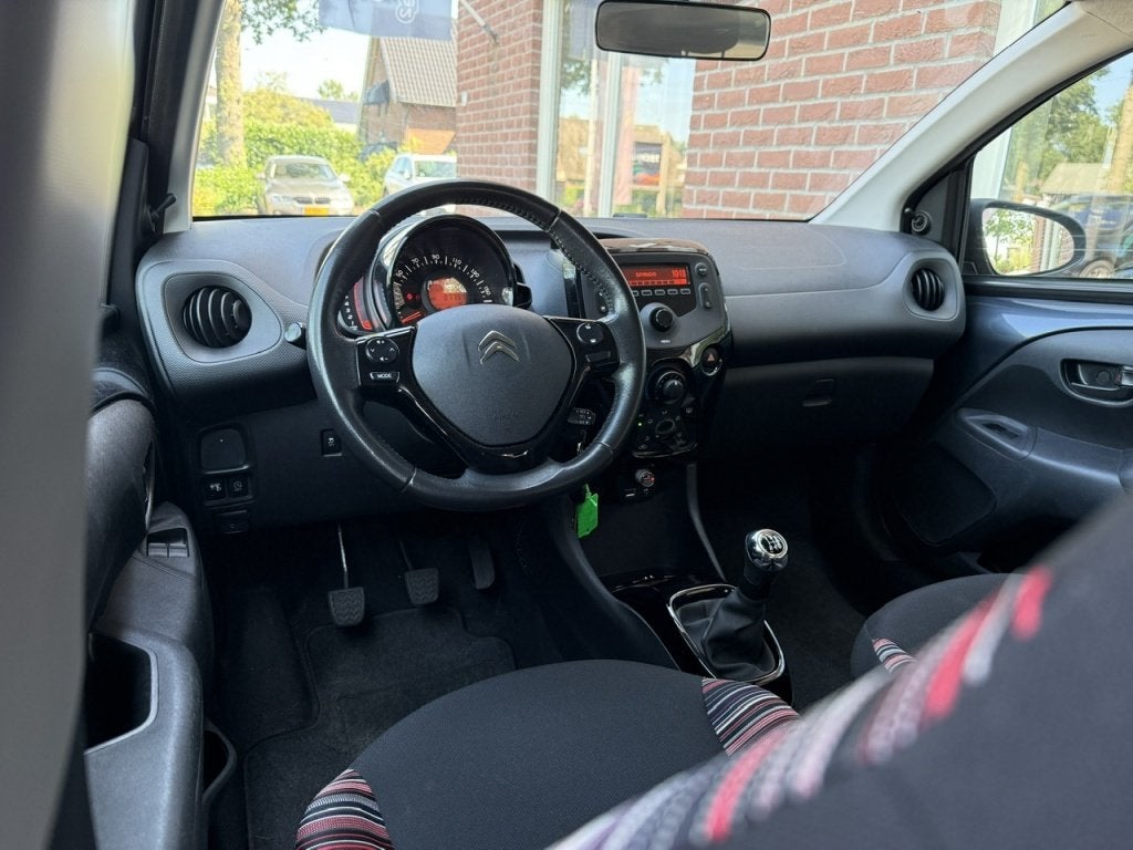 Citroën C1 1.0 VTi Feel AIRCO / CRUISE / BLUETOOTH / ELEK.R, Auto's, Stof, Gebruikt, 4 stoelen, C1