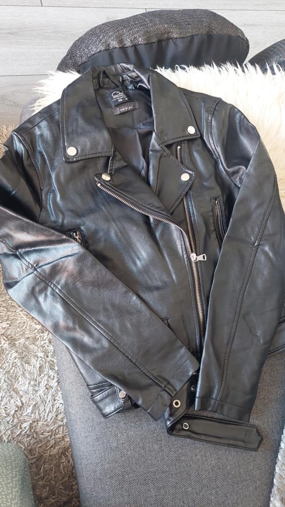 Zwart leren bikerjack van Clockhouse, maat M, Kleding | Dames, Jassen | Winter, Maat 38/40 (M), Zwart, Ophalen of Verzenden, Zo goed als nieuw
