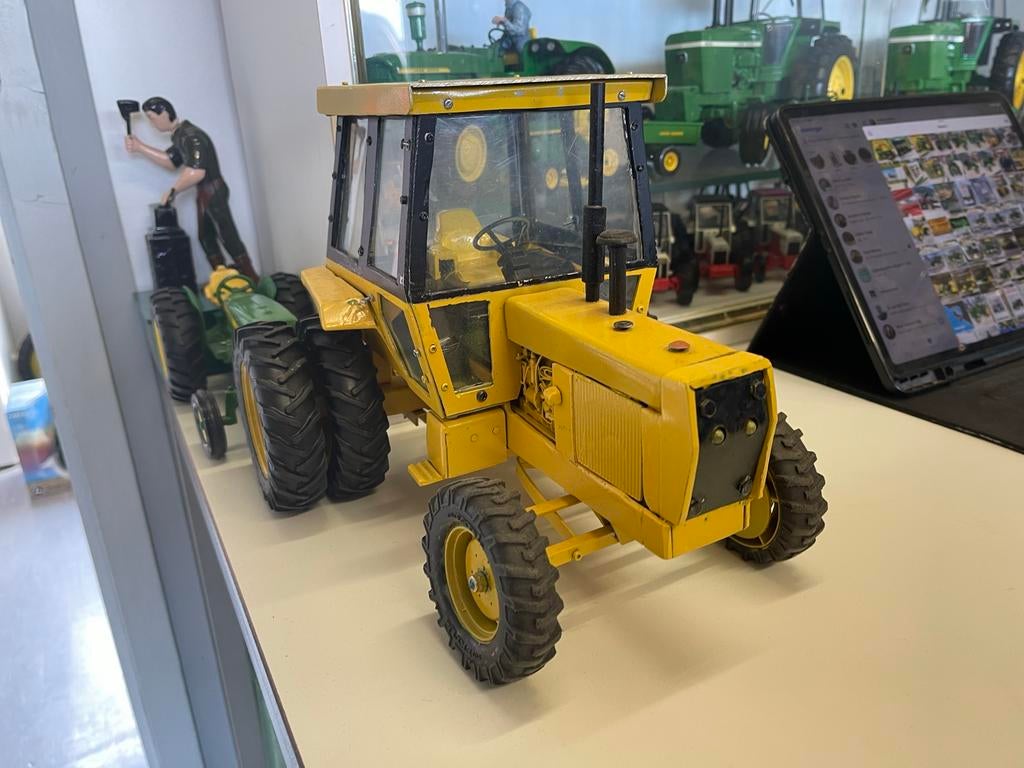 Chamberlain 1/16 Eigenbouw Tractor Model, Ophalen of Verzenden, Zo goed als nieuw