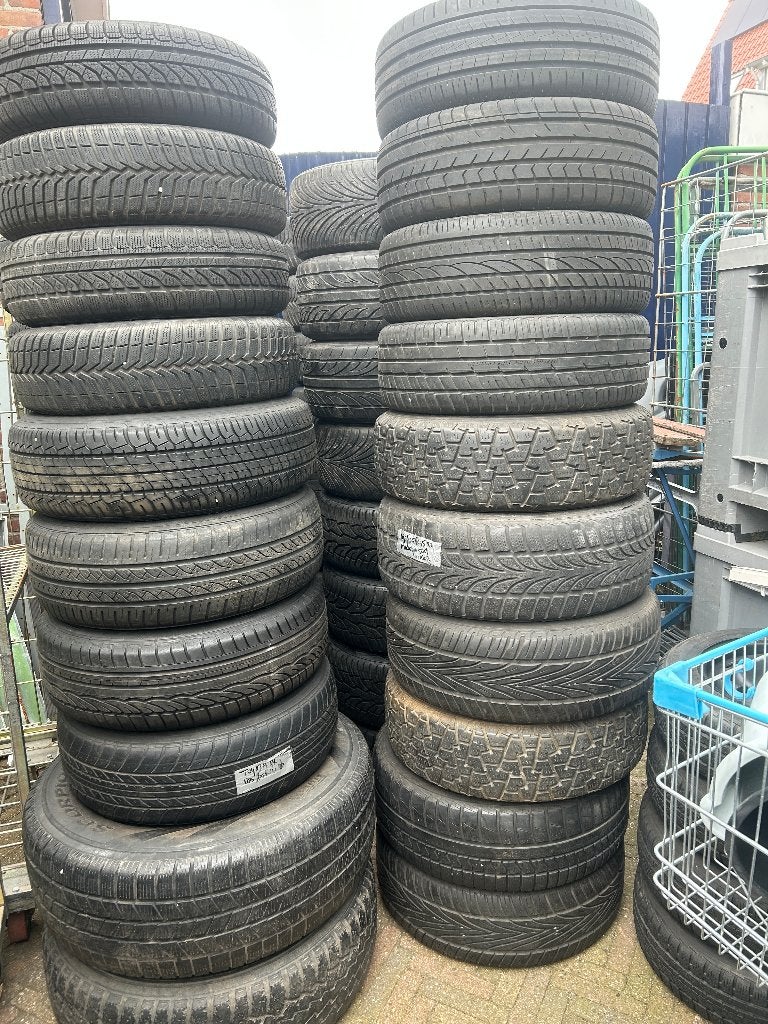 75 banden merendeels alu velg 4x4 bus suv borbet volvo bmw, Auto-onderdelen, Banden en Velgen, Ophalen, Gebruikt, Winterbanden