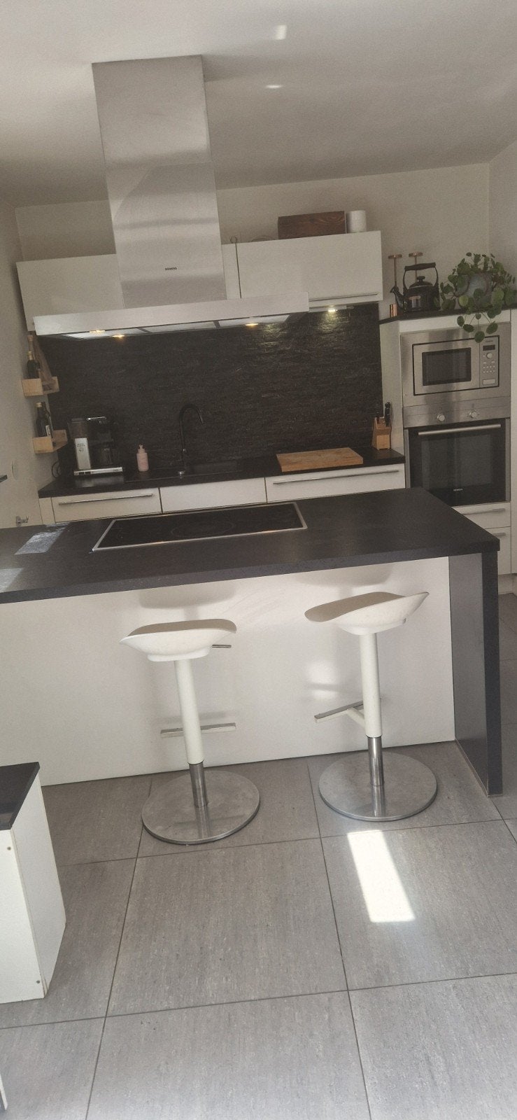 design hoogglans keuken met eiland ( Siemens), Ophalen, Gebruikt, Wit, Met kookeiland