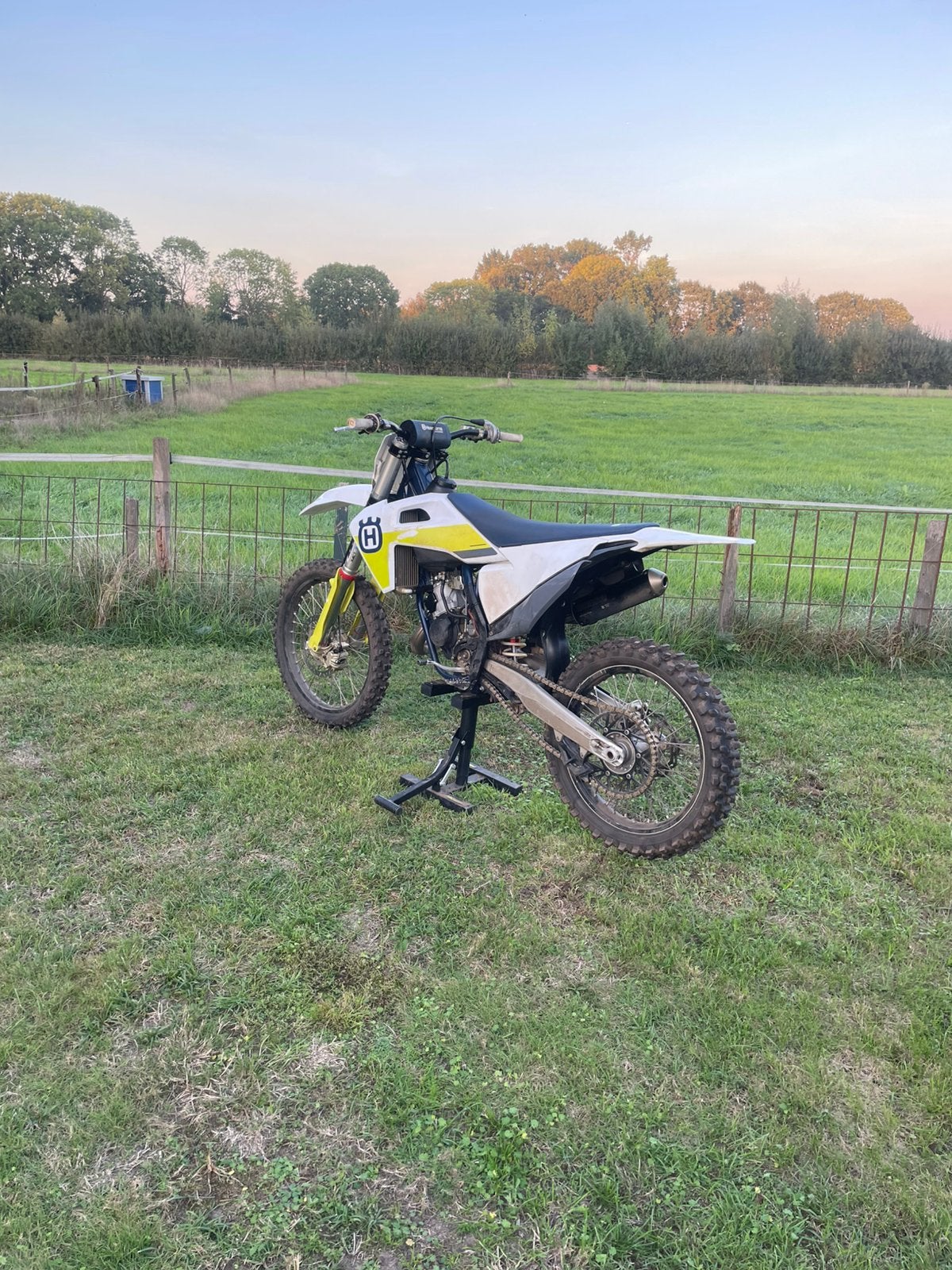 Husqvarna tc 125 2021 nieuwe zuiger, Fietsen en Brommers, 6 versnellingen, 125 cc, Zo goed als nieuw, Ophalen