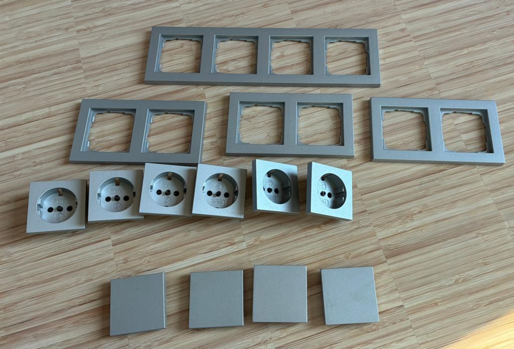 Gira schakelmateriaal. systeem 55 opbouw. Aluminium, Doe-het-zelf en Verbouw, Elektra en Kabels, Ophalen of Verzenden, Zo goed als nieuw