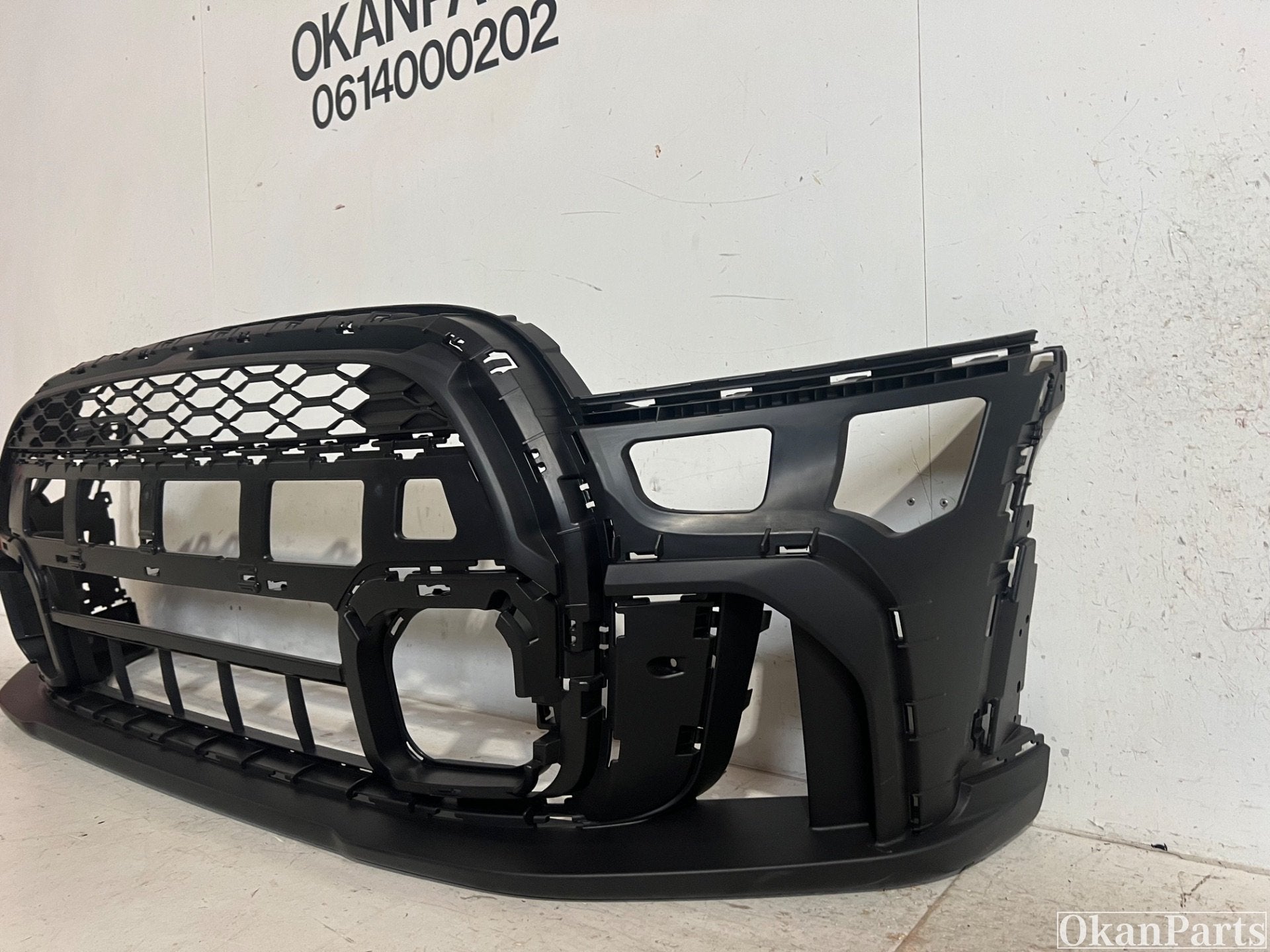 Mini John Cooper Works F55 F56 LCI Voorbumper 9450612, Gebruikt, Voor, Ophalen of Verzenden, Customer.service@mini.co.uk