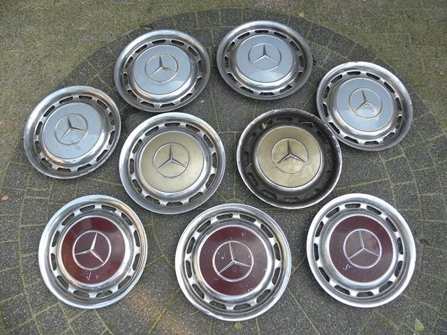 Mercedes w114  w115 w116 en w123 Wieldoppen, Auto diversen, Wieldoppen, Ophalen of Verzenden, Gebruikt