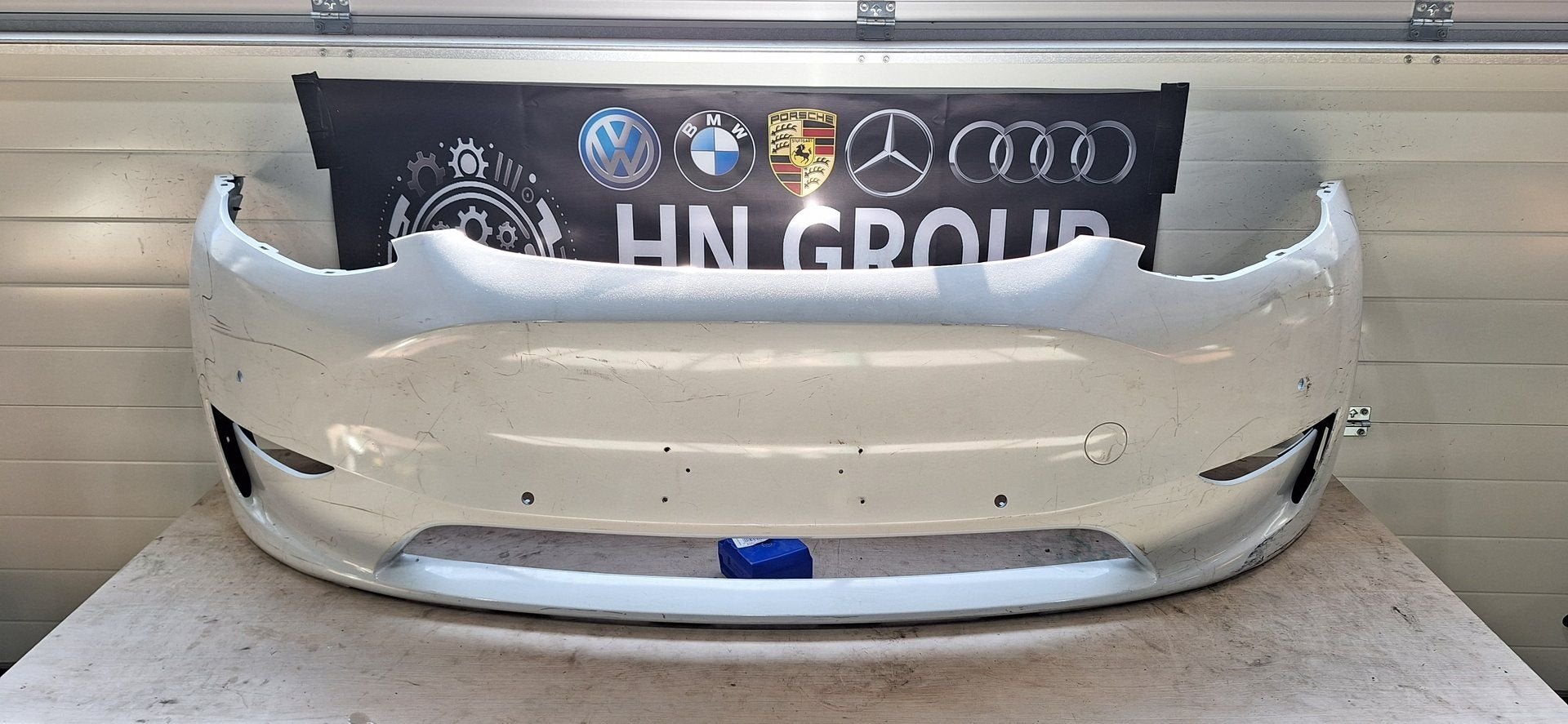 Tesla Model 3 voorbumper, Gebruikt, -, -, Ophalen of Verzenden