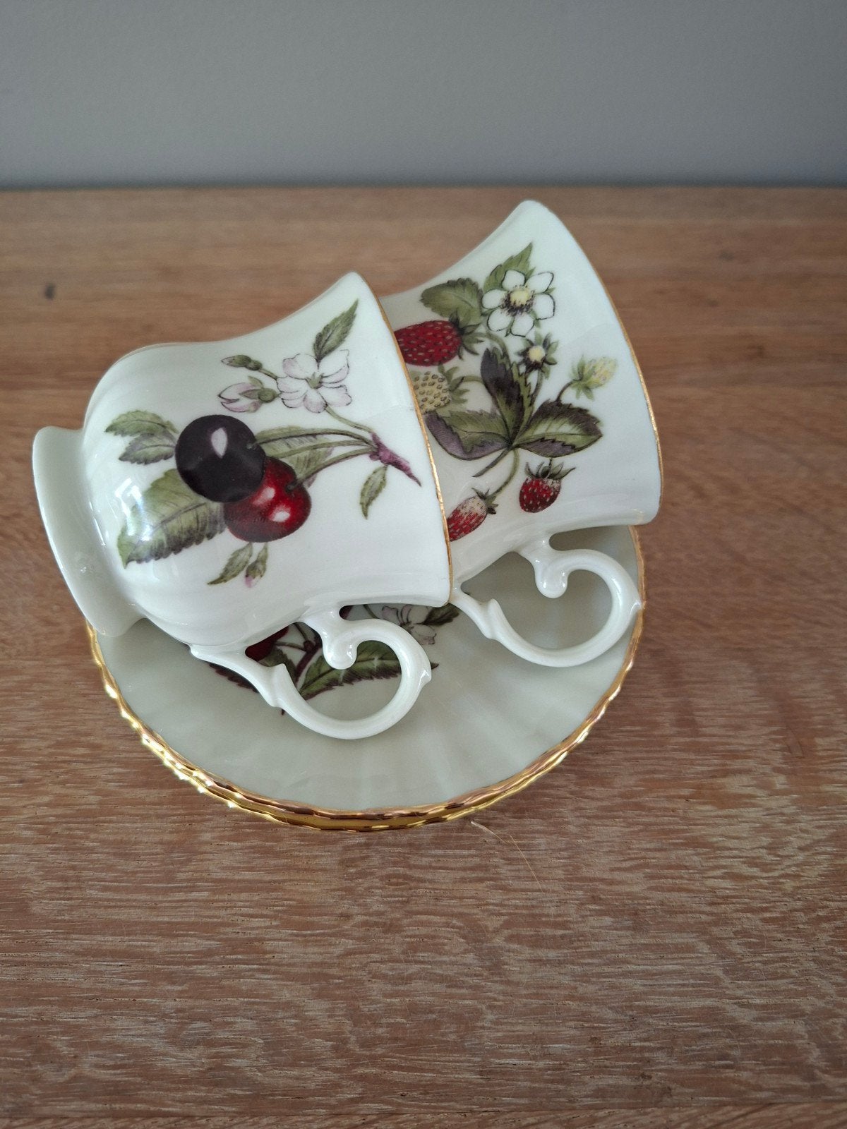 Royal China Seltmann weiden Bavaria Germany, Ophalen of Verzenden, Zo goed als nieuw, Porselein, Kop en/of schotel