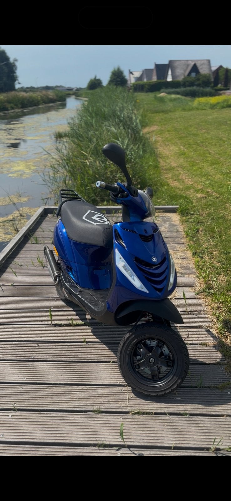 Piaggio Zip 70cc – Veel nieuwe onderdelen - brom, Ophalen, Tweetakt, Maximaal 45 km/u, Zo goed als nieuw