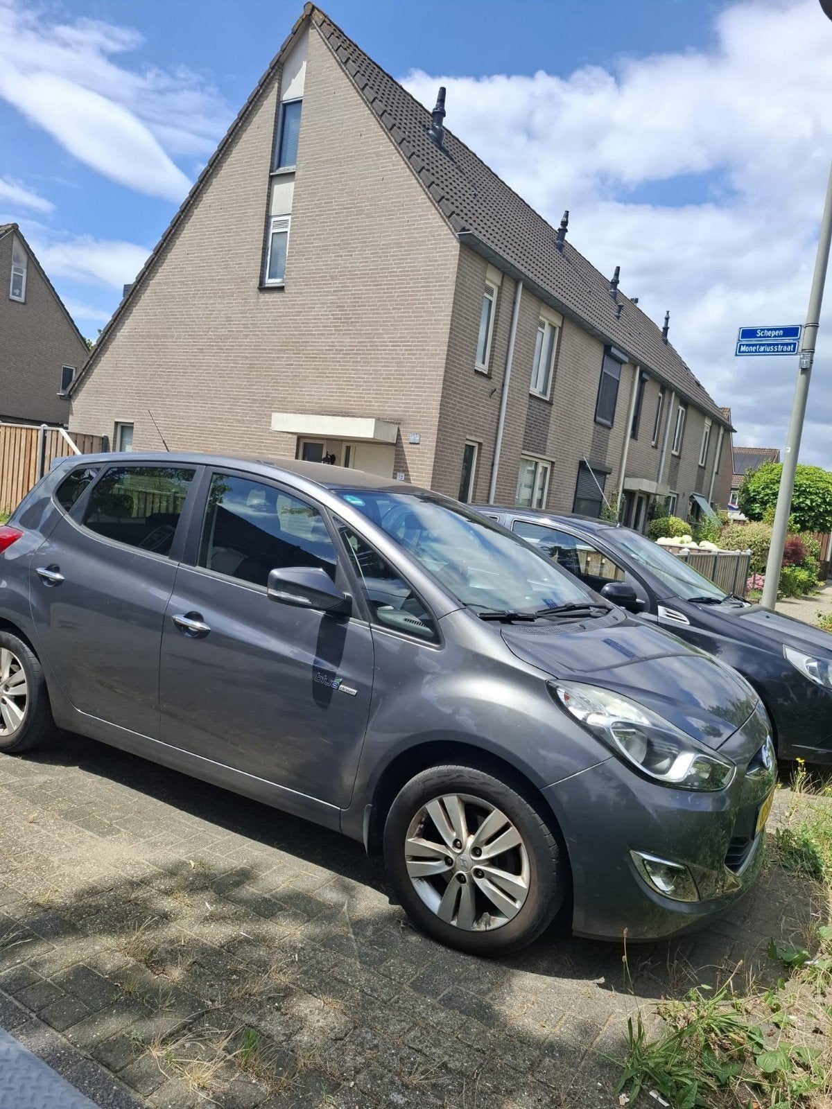 Hyundai iX20 1.4 Cvvt 2011 Grijs, Auto's, Voorwielaandrijving, Stof, 4 cilinders, 1396 cc