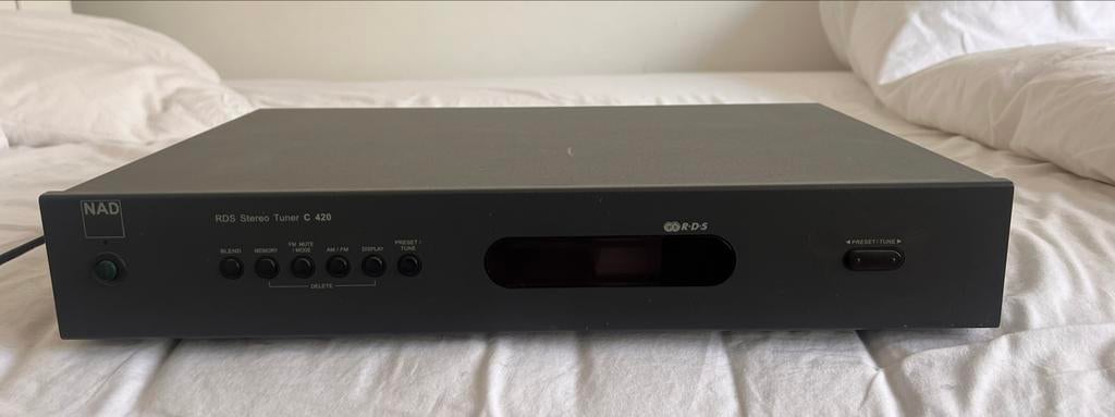 NAD C420 Stereo Tuner, Audio, Tv en Foto, Tuners, Ophalen, Gebruikt, Analoog